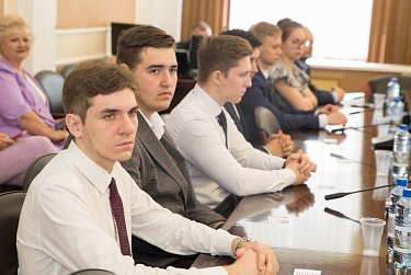 В гостях у парламента